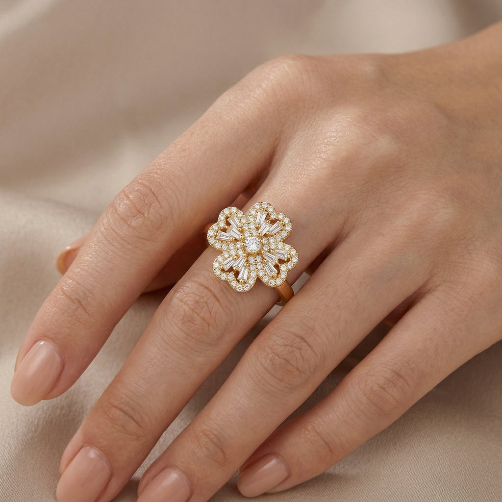 Aisha Clover Ring
