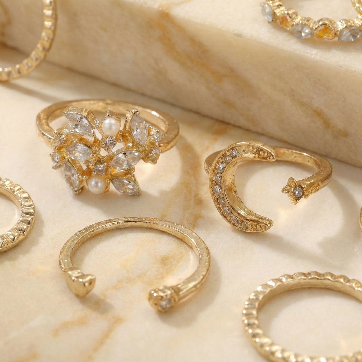 Layali Moonlight Ring Set