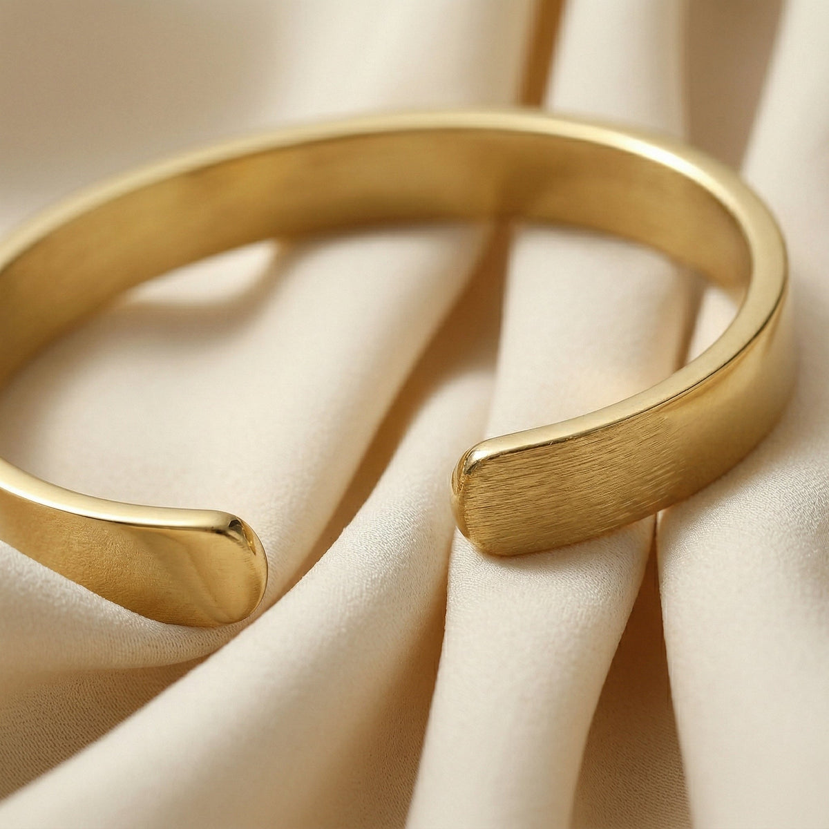 Dream of Gold Armband