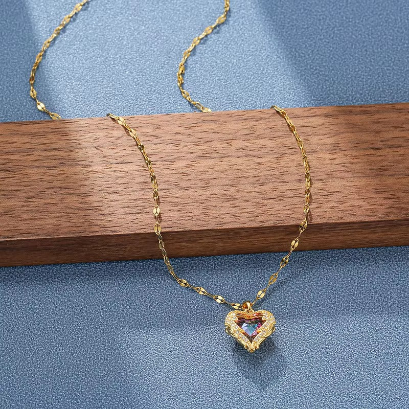 Zayna Wave Necklace
